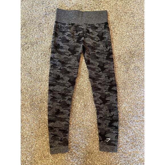 Gymshark gray camo athletic leggings - Picture 2 of 6